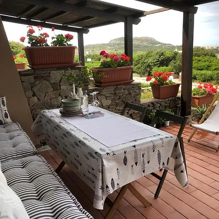 Апартаменты Conchiglia Di Vista Mare Стинтино